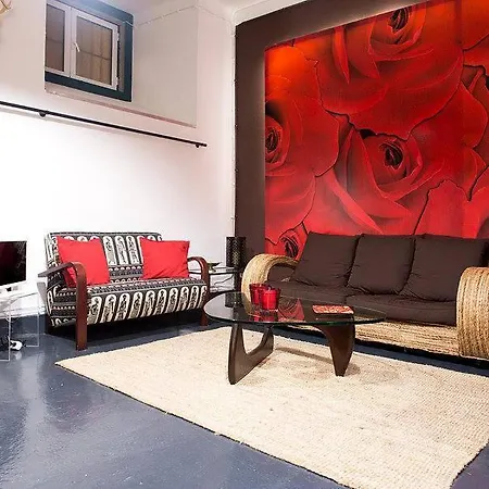 Apartment Renewed In Alfama *