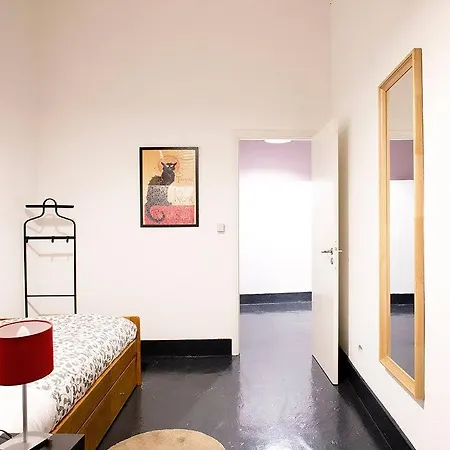 Apartment Renewed In Alfama Lisbon